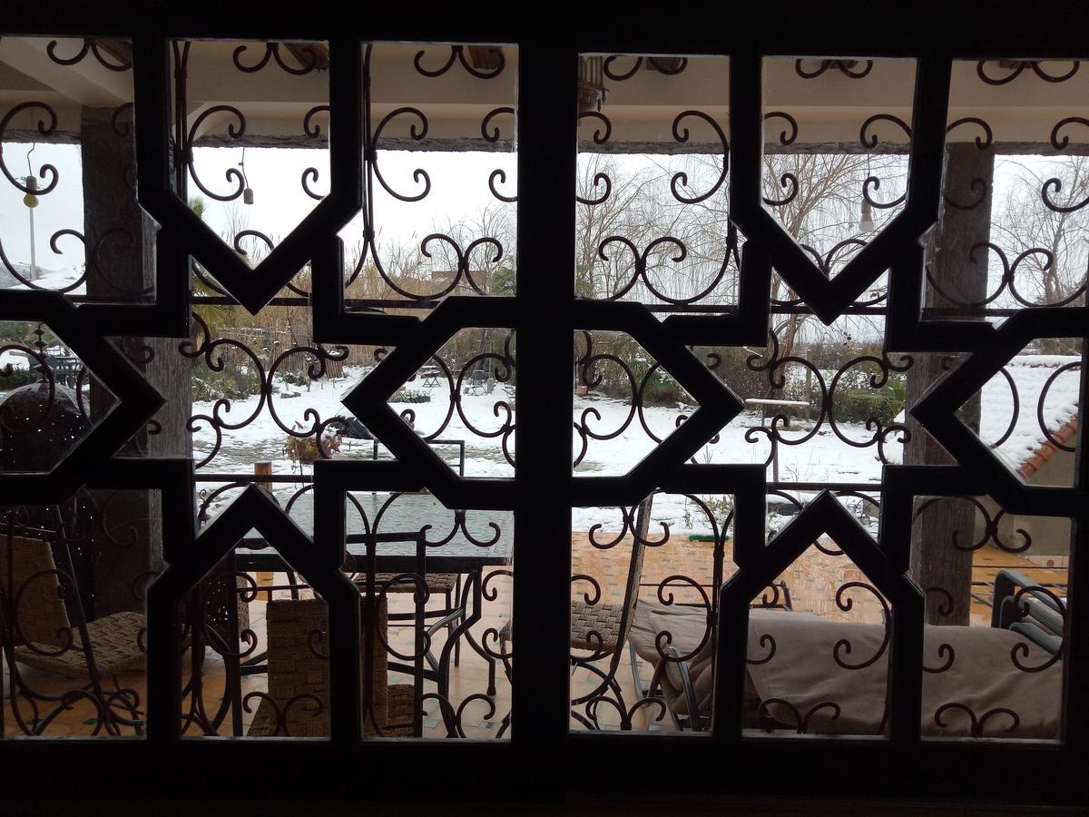 La Perle D'ifrane Villa Azrou Luaran gambar